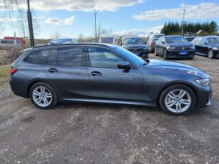 BMW 330 M-Pakett 2.0 R4 215kW