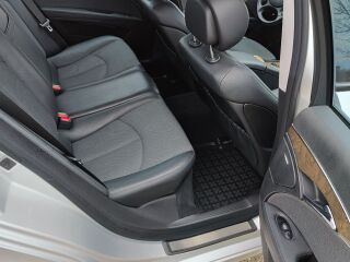 Mercedes-Benz E 220 Avandgarde 2.2 125kW