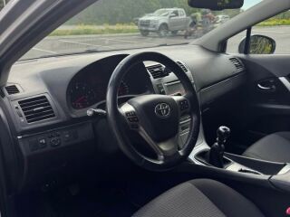 Toyota Avensis Sol Package 2.0 D-4D 91kW