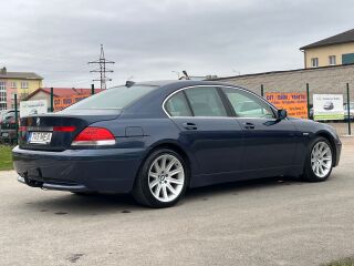 BMW 745 President Lux 4.4 V8 245kW