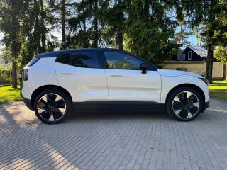 Volvo EX30 Ultra 200kW