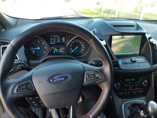 Ford Kuga ST line 2.0 132kW