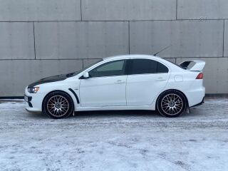 Mitsubishi Lancer Evolution X 2.0 217кВ