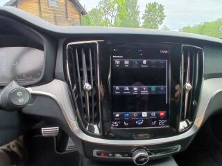 Volvo V60 T6 AWD R-DESIGN RECHARGE 2.0 251kW