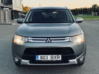 Mitsubishi Outlander Executive 4x4 7k 2.3 R4 TDi 110кВ