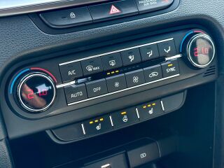 Kia Ceed SW LX Plus 7DCT 1.4 T-GDI 103kW