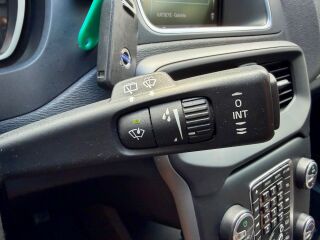 Volvo V40 Summum 1.6 TDi 84kW