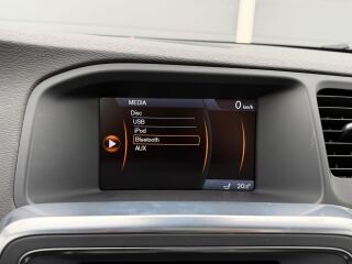 Volvo V60 Summum Facelift AWD 2.4 D6 158kW