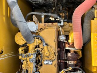 CAT / Caterpillar 320 122kW