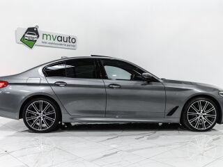 BMW 530 M-Sportpakett Executive 3.0 195kW