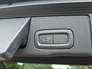 Volvo XC60 Inscription 2.0 140кВ
