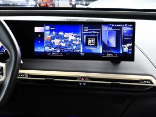 BMW iX xDrive 40 240kW
