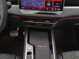 Volkswagen Passat R-Line 4Motion 2.0 142кВ