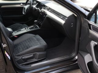 Volkswagen Passat VARIANT HIGHLINE 2.0 R4 140kW