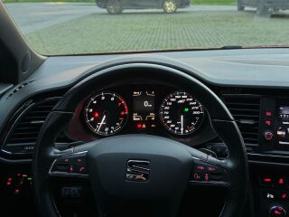 SEAT Leon ST Cupra 300 4Drive 2.0 221кВ