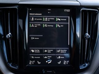 Volvo XC60 AWD R-DESIGN XENIUM 360 PANO CARPLAY 2.0 140кВ
