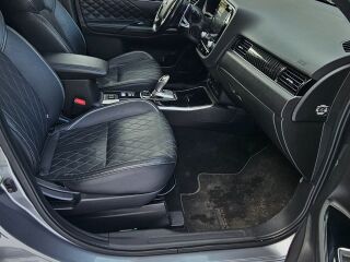 Mitsubishi Outlander 2.4 99kW