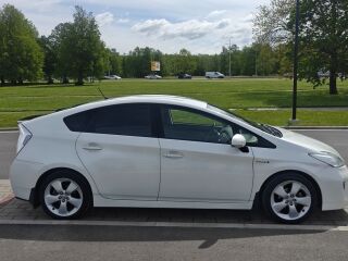 Toyota Prius 1.8 73kW