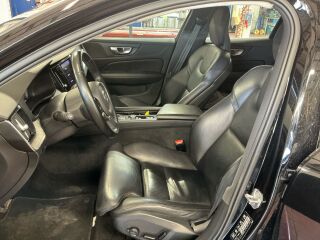 Volvo V60 Inscription D4 2.0 140kW