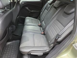 Ford Kuga Ghia 2.0 120kW