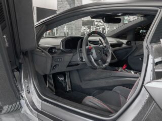 Lamborghini Revuelto HPEV 6.5 V12 607кВ