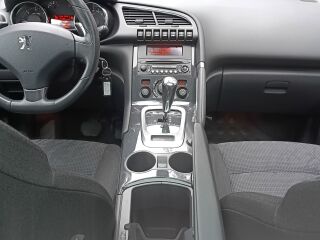 Peugeot 3008 1.6 R4 80kW
