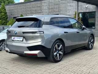 BMW iX xDrive 40 xDrive 40 Sportpakett 240кВ