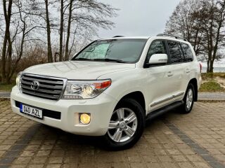 Toyota Land Cruiser V8 Excutive 4.5 V8 200kW