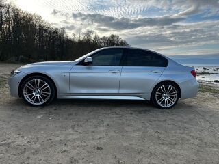 BMW 320 d xDrive LCI M sportpakett 2.0 140kW