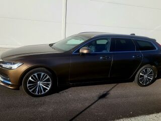 Volvo V90 MOMENTUM Business 2.0 140kW