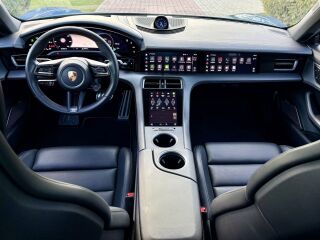 Porsche Taycan 4S 420kW