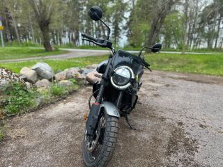 Husqvarna Svartpilen 401 33kW