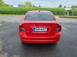 Volvo S40 Facelift 1.6 80кВ