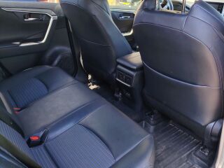 Toyota RAV4 2.5 131кВ