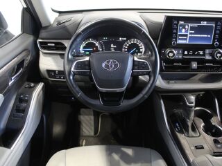Toyota Highlander Executive AWD 2.5 140кВ
