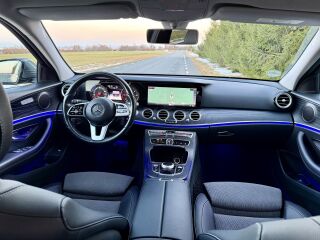 Mercedes-Benz E 220 2.0 143kW