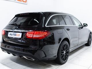 Mercedes-Benz C 350 e AMG Line 2.0 R4 205kW