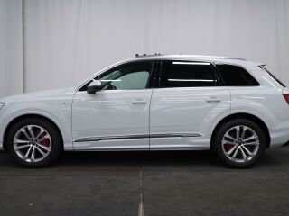 Audi Q7 S line Quattro 3.0 210kW