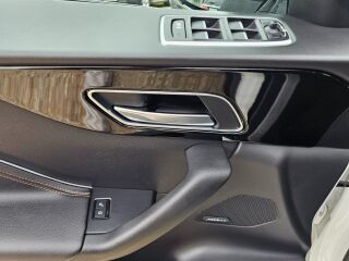 Jaguar F-Pace 30d AWD 3.0 221kW