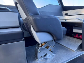 Anytec 868 CAB 2 x 350 Verado 2 x 350 Mercury Verado Joystick Piloting 261kW