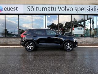Volvo XC40 AWD INTELLI SAFE D4 140кВ