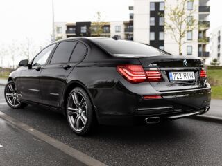 BMW 740 M-pakett 3.0 230кВ