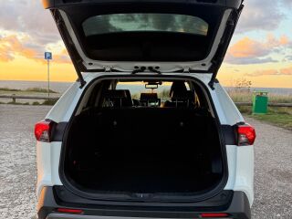 Toyota RAV4 Premium Plus