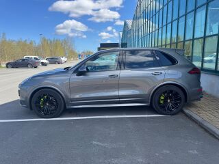Porsche Cayenne 3.0 245кВ