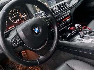 BMW 730 3.0 180кВ