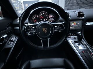 Porsche Cayman 2.0 220kW
