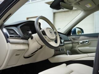Volvo XC90 Inscription Plus Bright AWD 2.0 B5 KERS Mild Hybrid 183kW