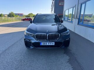 BMW X5 xDrive45e M-Sportpakett 3.0 R6 290кВ