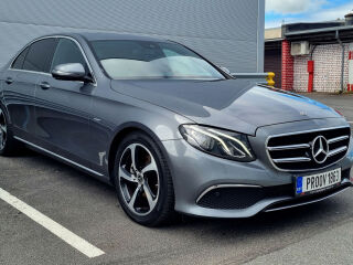 Mercedes-Benz E 220 AVANTGARDE / SPORT STYLE / 2.0 143kW
