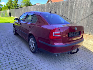 Skoda Octavia Elegance 2.0 TDI 103kW